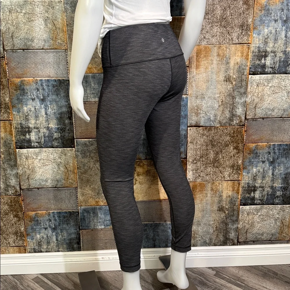 Lululemon Wunder Under Hi-Rise 7/8 Tight *Full-On Luxtreme 25" Size 8 - Picture 5 of 11